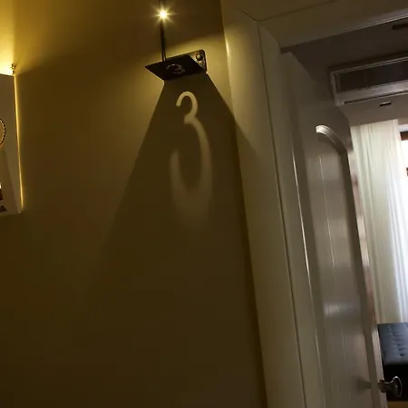 住宿加早餐酒店 Duomo 那不勒斯