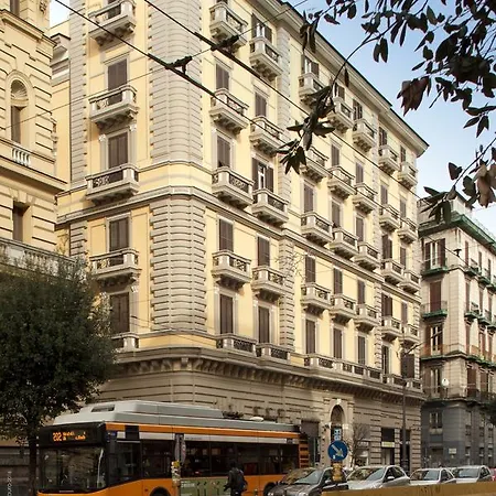 Duomo Oda ve Kahvaltı 3*