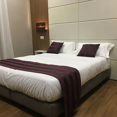 Oda ve Kahvaltı Duomo 3*